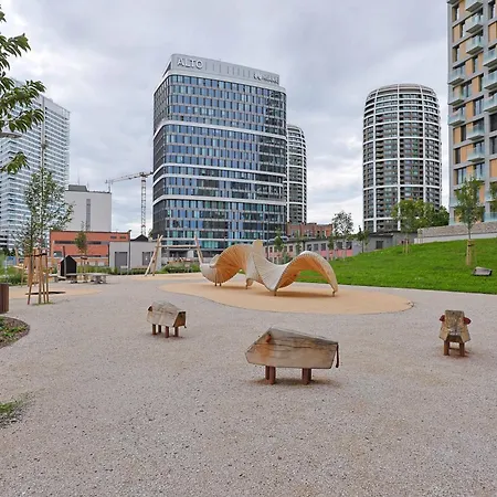 Industrial In Apollo W Free Parking Apartamento *