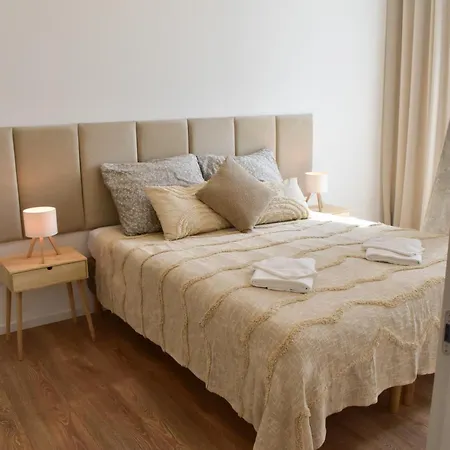 Apartamento Industrial In Apollo W Free Parking *