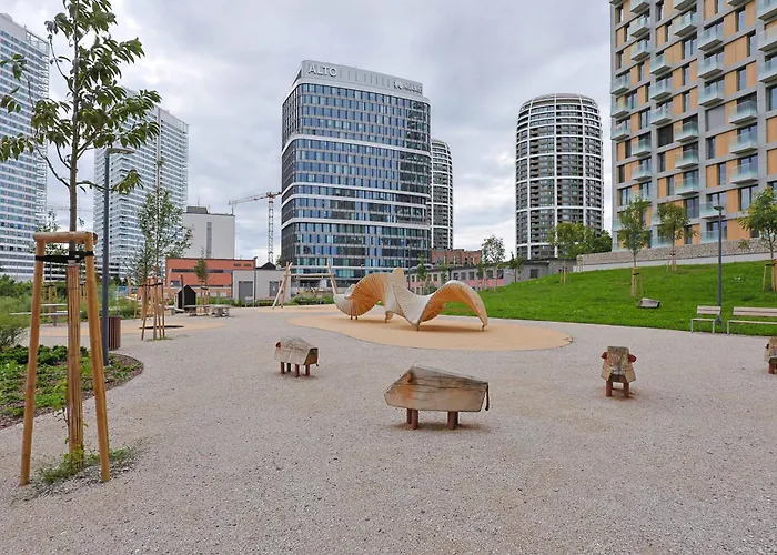 Industrial In Apollo W Free Parking Apartmán *