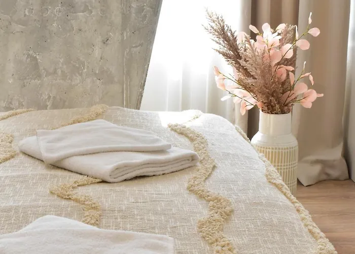 Apartmán Industrial In Apollo W Free Parking