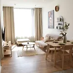 Industrial In Apollo W Free Parking Apartment